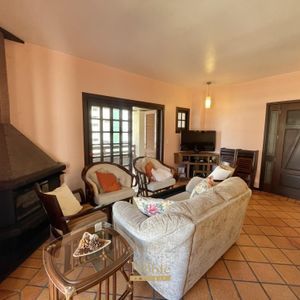 Apartamento com 200m², 4 dormitórios, 4 suítes, 1 vaga no Piazza del Mare em Torres para Comprar