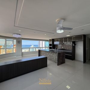 Apartamento com 123m², 3 dormitórios, 2 suítes, 2 vagas no Lê Classic em Torres para Comprar