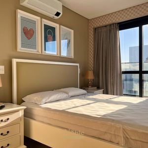 Apartamento com 105m², 2 dormitórios, 1 suíte, 2 vagas no Vesta em Torres para Comprar