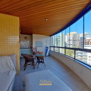 Apartamento com 131m², 3 dormitórios, 1 suíte, 2 vagas no Torre do Sol em Torres para Comprar