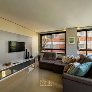 Apartamento com 114m², 3 dormitórios, 3 suítes, 2 vagas no Absoluto em Torres para Comprar