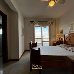 Apartamento com 155m², 3 dormitórios, 1 suíte, 1 vaga no Edificio Villa Itaparica em Torres para Comprar