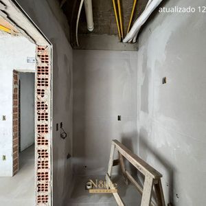 Apartamento com 165m², 3 dormitórios, 3 suítes, 3 vagas no Vanguard em Torres para Comprar