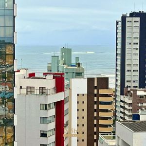 Apartamento com 108m², 3 dormitórios, 3 suítes, 2 vagas no Urban em Torres para Comprar