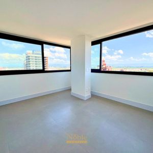 Apartamento com 78m², 2 dormitórios, 1 suíte, 1 vaga no Vista Mare em Torres para Comprar