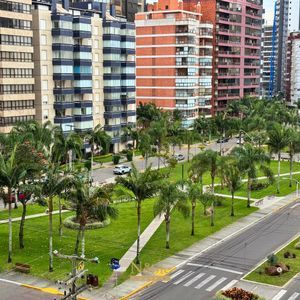 Apartamento com 79m², 2 dormitórios, 1 suíte, 1 vaga no Murano em Torres para Comprar