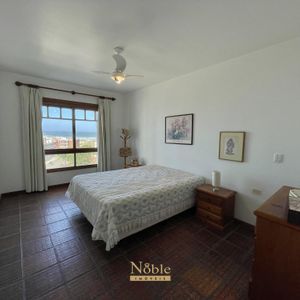 Apartamento com 186m², 3 dormitórios, 1 suíte, 2 vagas no Debret em Torres para Comprar