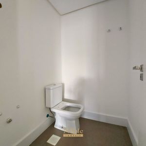 Apartamento com 88m², 2 dormitórios, 2 suítes, 2 vagas no Urban em Torres para Comprar