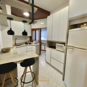 Apartamento com 143m², 3 dormitórios, 2 suítes, 1 vaga no Canto do Mar em Torres para Comprar