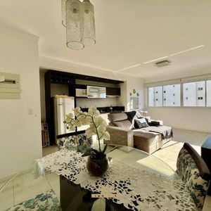 Apartamento com 78m², 2 dormitórios, 1 suíte, 1 vaga no Rosenda em Torres para Comprar