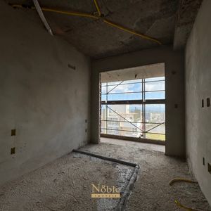 Apartamento com 80m², 2 dormitórios, 1 suíte, 2 vagas no Mirage em Torres para Comprar