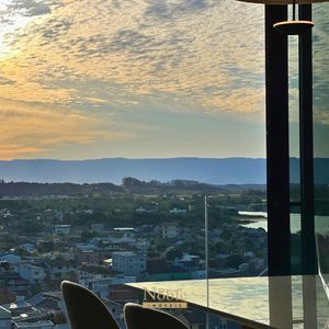 Apartamento com 88m², 2 dormitórios, 2 suítes, 2 vagas no Urban em Torres para Comprar