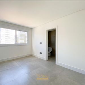 Apartamento com 135m², 3 dormitórios, 3 suítes, 2 vagas no Dall'acqua em Torres para Comprar