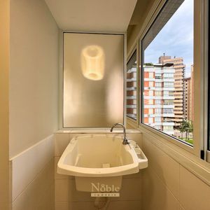 Apartamento com 79m², 2 dormitórios, 1 suíte, 1 vaga no Murano em Torres para Comprar