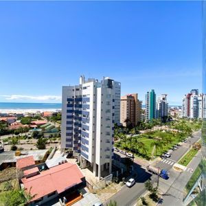 Apartamento com 135m², 3 dormitórios, 3 suítes, 2 vagas no Dall'acqua em Torres para Comprar