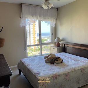 Apartamento com 131m², 3 dormitórios, 1 suíte, 1 vaga no Morada da Praça em Torres para Comprar