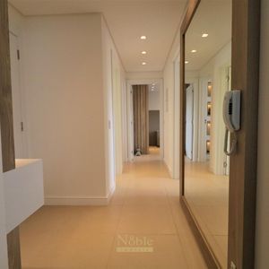 Apartamento com 109m², 3 dormitórios, 1 suíte, 2 vagas no San Pietro em Torres para Comprar