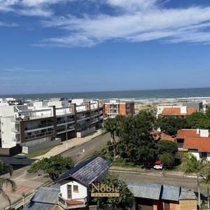 Apartamento com 186m², 3 dormitórios, 1 suíte, 2 vagas no Debret em Torres para Comprar