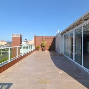 Cobertura com 226m², 3 dormitórios, 1 suíte, 2 vagas no Morada da Cal em Torres para Comprar