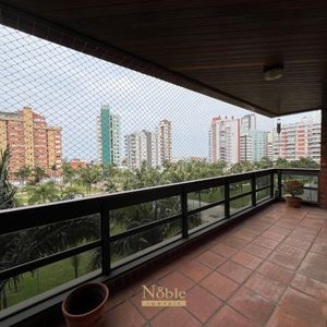 Apartamento com 180m², 4 dormitórios, 2 suítes, 2 vagas no Porto do Sol em Torres para Comprar