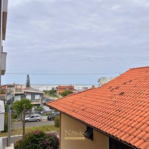 Apartamento com 69m², 2 dormitórios, 1 suíte, 1 vaga no Residencial Acrópole em Torres para Comprar
