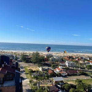 Apartamento com 87m², 2 dormitórios, 1 suíte, 1 vaga no Verano em Torres para Comprar