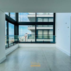 Apartamento com 142m², 3 dormitórios, 3 suítes, 2 vagas no Voga em Torres para Comprar