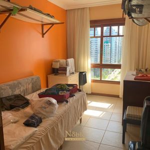 Apartamento com 180m², 3 dormitórios, 1 suíte, 2 vagas no Debret em Torres para Comprar