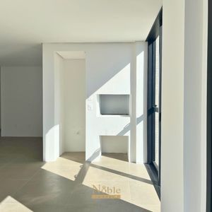 Apartamento com 97m², 2 dormitórios, 2 suítes, 2 vagas no Origem em Torres para Comprar