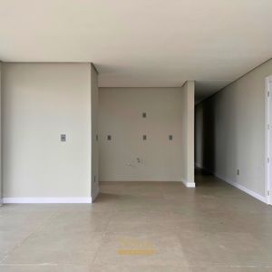 Apartamento com 107m², 2 dormitórios, 2 suítes, 2 vagas no Ibiza em Torres para Comprar