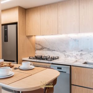 Apartamento com 109m², 3 dormitórios, 1 suíte, 2 vagas no San Pietro em Torres para Comprar