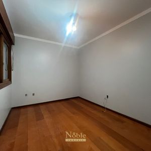 Apartamento com 137m², 3 dormitórios, 1 suíte, 1 vaga no Nouvelle Tour em Torres para Comprar