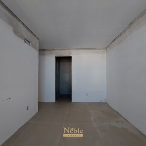 Apartamento com 130m², 4 dormitórios, 4 suítes, 2 vagas no Mirage em Torres para Comprar