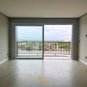 Apartamento com 91m², 2 dormitórios, 2 suítes, 2 vagas no Toronto em Torres para Comprar