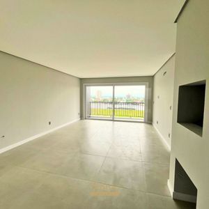 Apartamento com 91m², 2 dormitórios, 2 suítes, 2 vagas no Toronto em Torres para Comprar