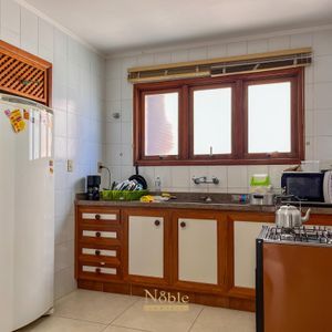 Apartamento com 153m², 4 dormitórios, 1 suíte, 1 vaga no Monte Carlo em Torres para Comprar