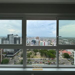 Apartamento com 102m², 3 dormitórios, 1 suíte, 2 vagas no Maui Residencial em Torres para Comprar