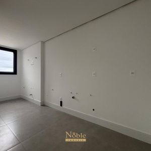 Apartamento com 88m², 2 dormitórios, 2 suítes, 2 vagas no Aura em Torres para Comprar