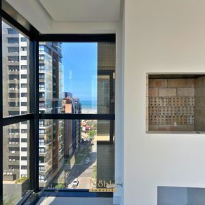Apartamento com 114m², 3 dormitórios, 3 suítes, 2 vagas no Freedom em Torres para Comprar