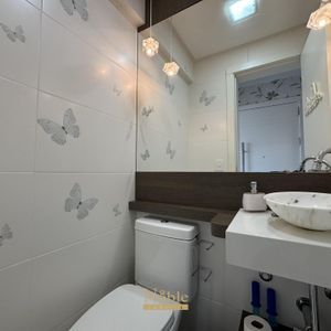 Apartamento com 123m², 3 dormitórios, 2 suítes, 2 vagas no Lê Classic em Torres para Comprar