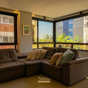 Apartamento com 114m², 3 dormitórios, 3 suítes, 2 vagas no Absoluto em Torres para Comprar