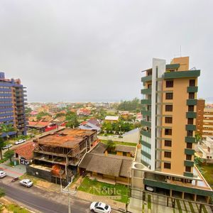 Apartamento com 140m², 3 dormitórios, 3 suítes, 2 vagas no Voga em Torres para Comprar