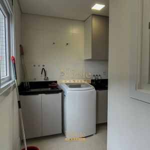 Apartamento com 130m², 3 dormitórios, 1 suíte, 2 vagas no Monterrey em Torres para Comprar