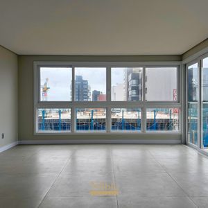 Apartamento com 107m², 2 dormitórios, 2 suítes, 2 vagas no Ibiza em Torres para Comprar