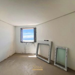Apartamento com 93m², 2 dormitórios, 2 suítes, 2 vagas no Bella Vita em Torres para Comprar