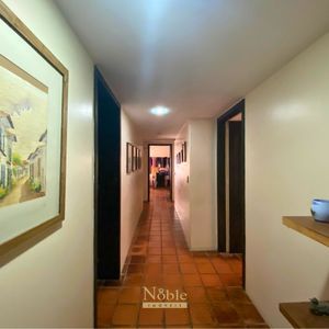 Apartamento com 269m², 4 dormitórios, 3 suítes, 2 vagas no Edificio Santa Helena em Torres para Comprar