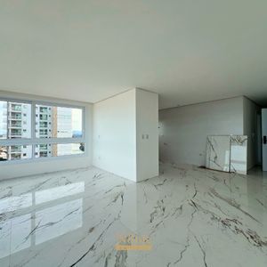 Apartamento com 120m², 3 dormitórios, 3 suítes, 2 vagas no La Vistara em Torres para Comprar