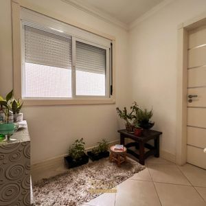 Apartamento com 232m², 4 dormitórios, 4 suítes, 2 vagas no Estevanell em Torres para Comprar