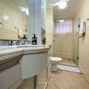 Apartamento com 97m², 3 dormitórios, 1 suíte, 1 vaga no Mar de Flores em Torres para Comprar