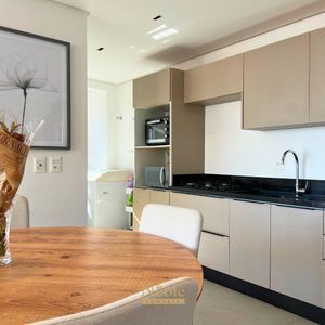 Apartamento com 110m², 3 dormitórios, 1 suíte, 2 vagas no Più Belle Residencial em Torres para Comprar